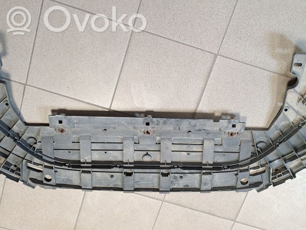 Placa protectora/plataforma del parachoques delantero