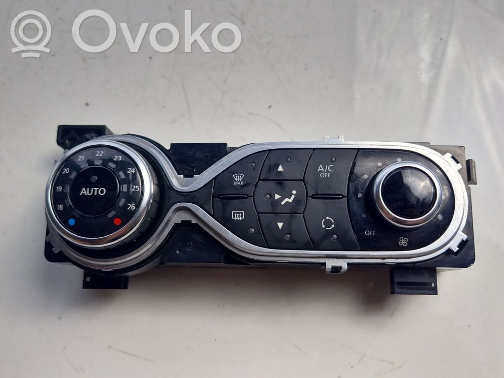 Renault Sandero I Climate control unit 