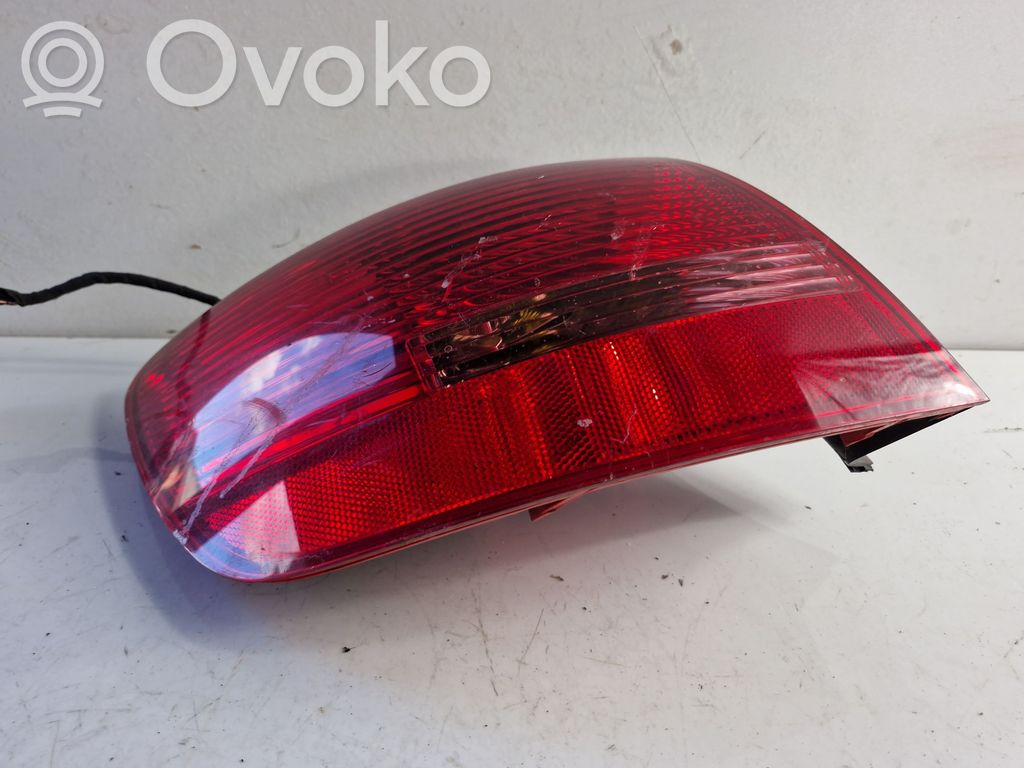 Takavalot   89034302