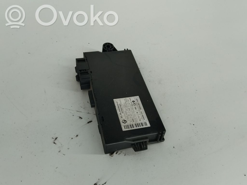 BMW 3 E90 E91 Oven keskuslukituksen ohjausyksikön moduuli 