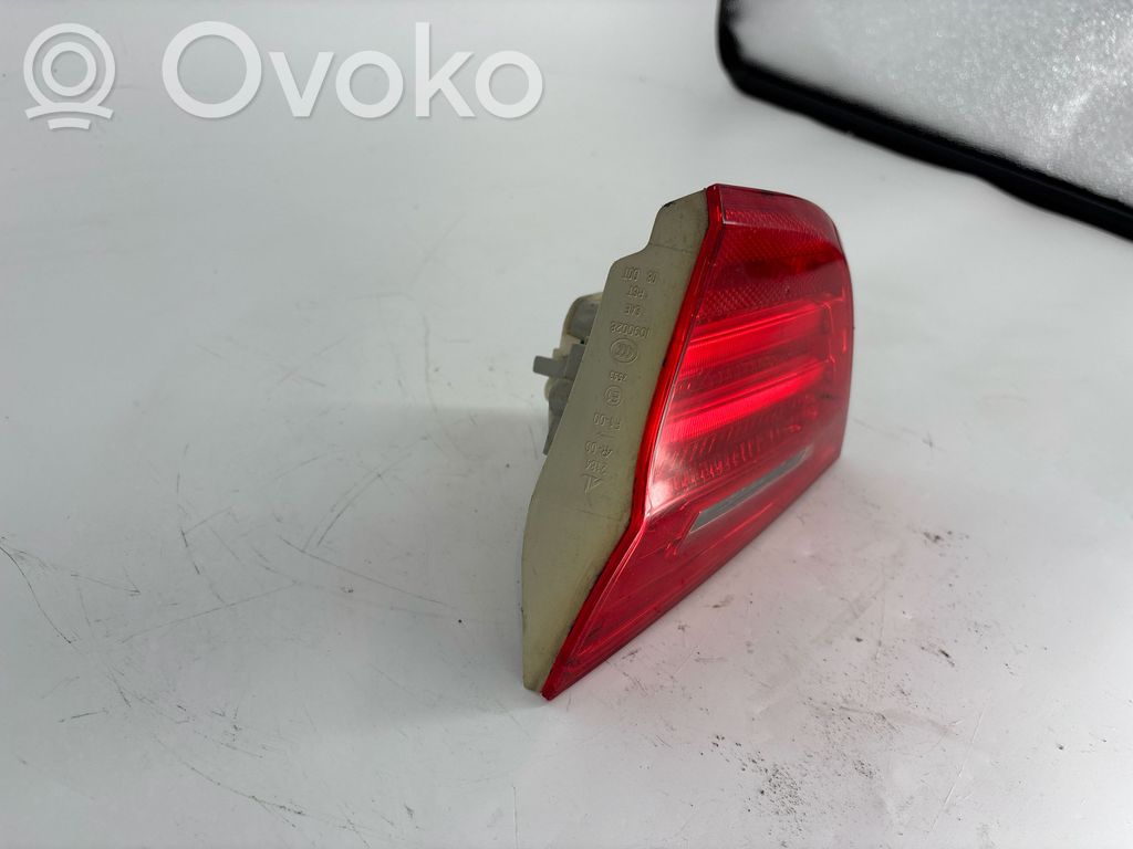 Tailgate rear/tail lights   218402,SL135V15W