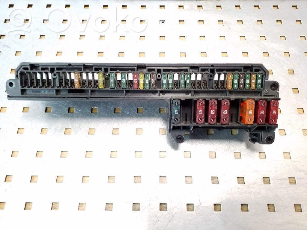 BMW 5 E60 E61 Fuse module 