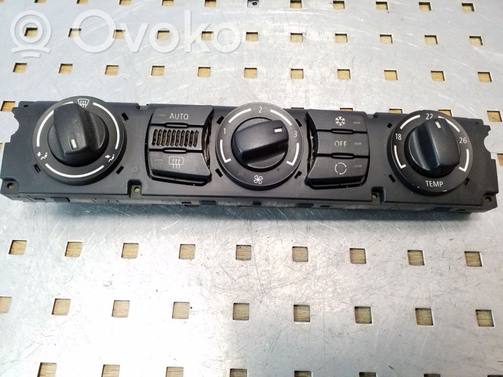 BMW 5 E60 E61 Climate control unit 