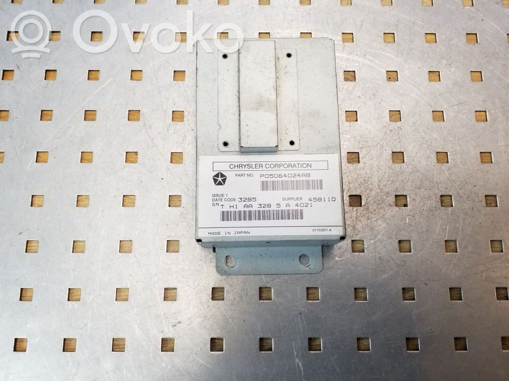Chrysler 300 - 300C GPS navigation control unit/module 