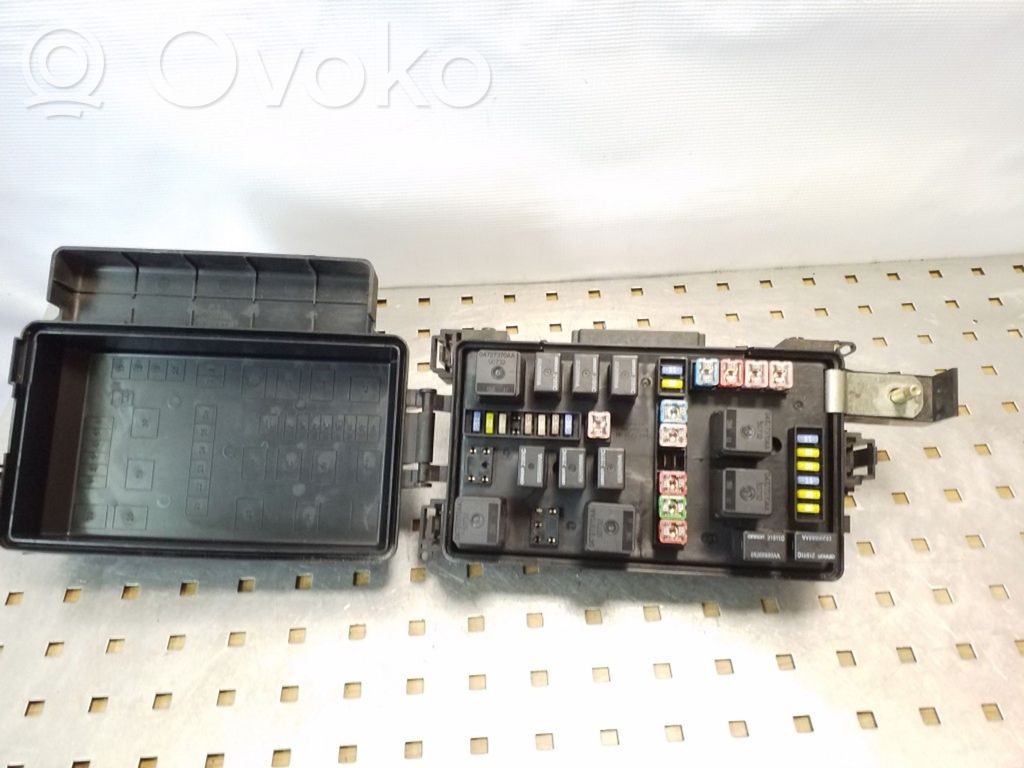 Chrysler 300 - 300C Fuse module 