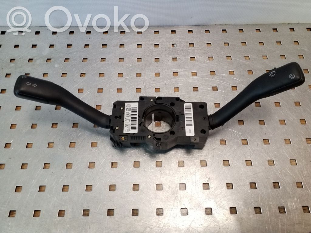 Volkswagen New Beetle Wiper turn signal indicator stalk/switch 