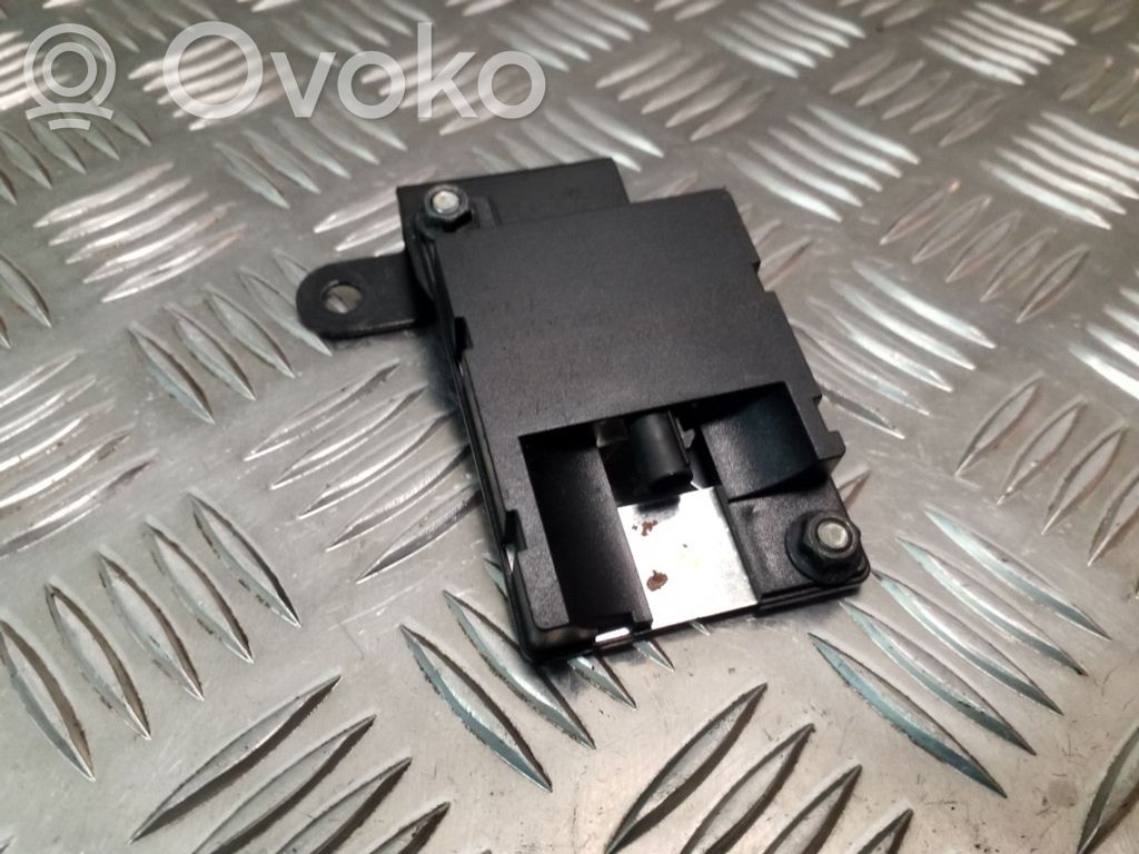 Antenos stiprintuvas   692846101,921800002