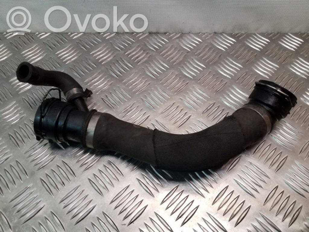 Engine coolant pipe/hose   7789724