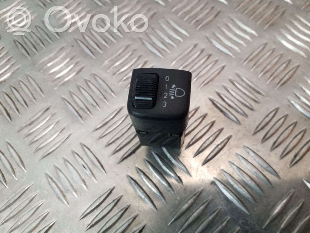 Headlight level height control switch   12768421