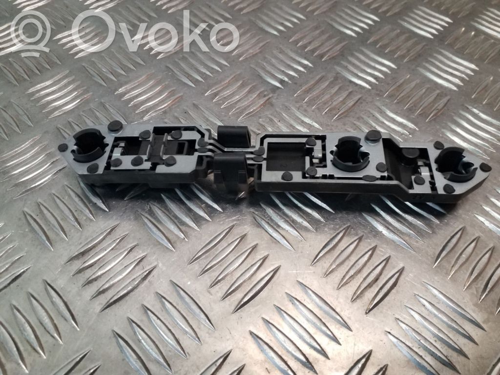 Volvo S60 Tail light part 