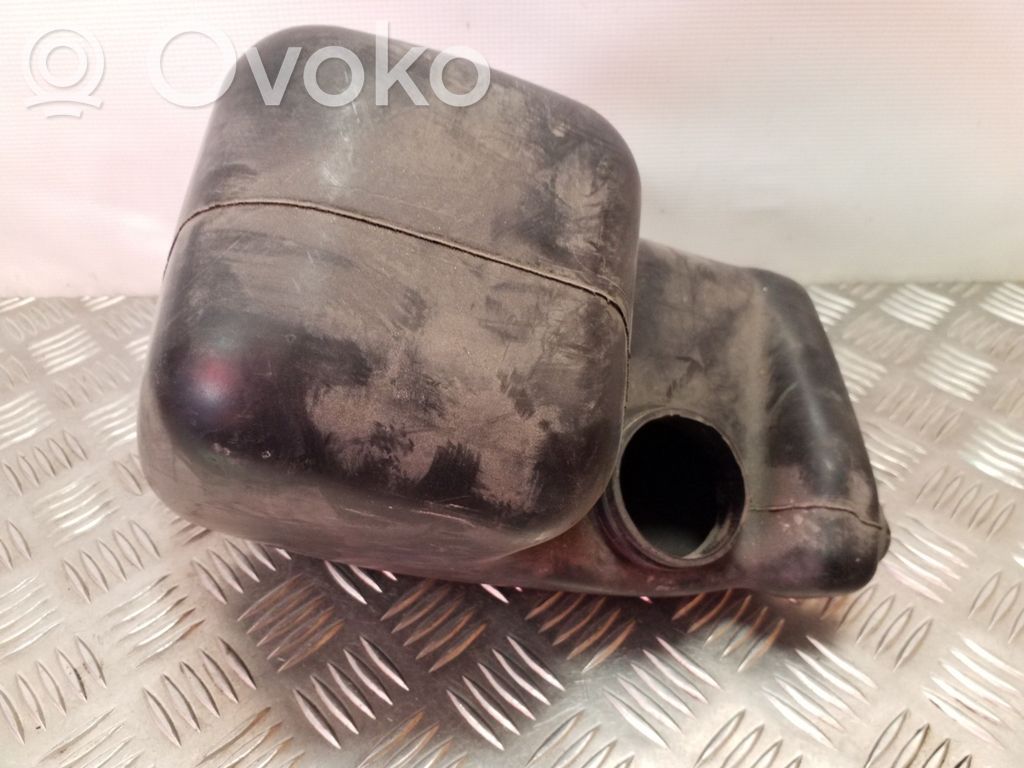 Subaru Legacy Intake resonator 