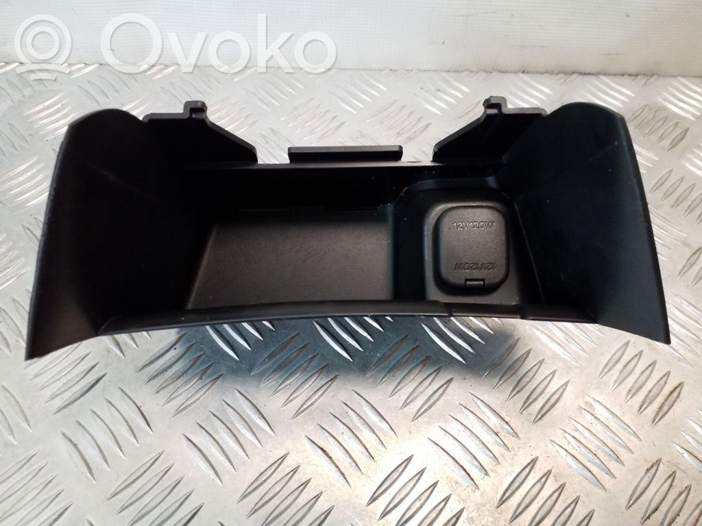 Mazda 6 12V Steckdose vorne 
