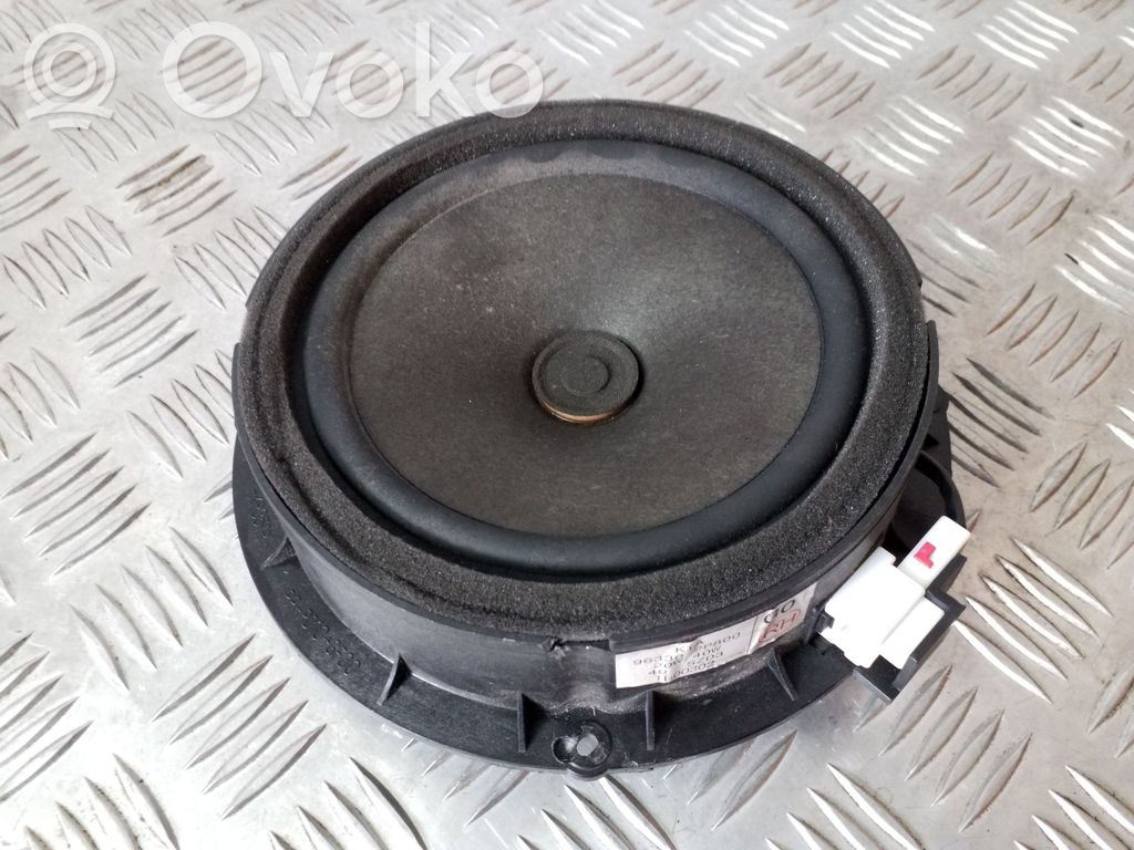 KIA Sorento Altavoz de la puerta delantera 