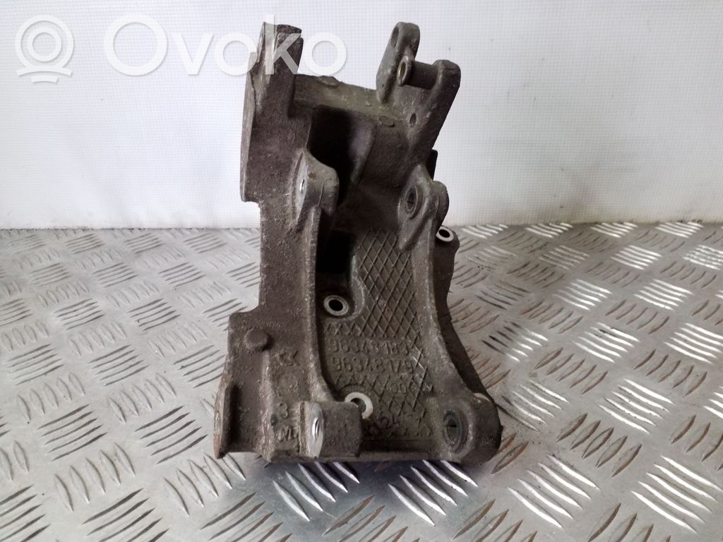 Fiat Ulysse A/C compressor mount bracket 