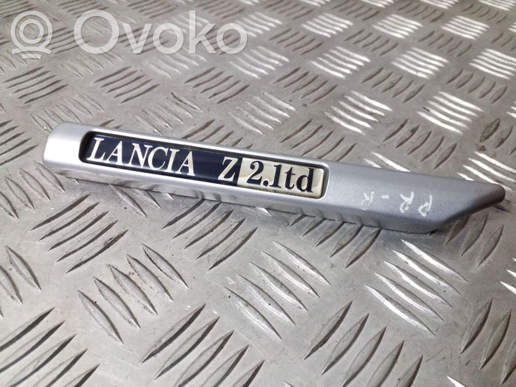 Lancia Zeta Fender trim (molding) 