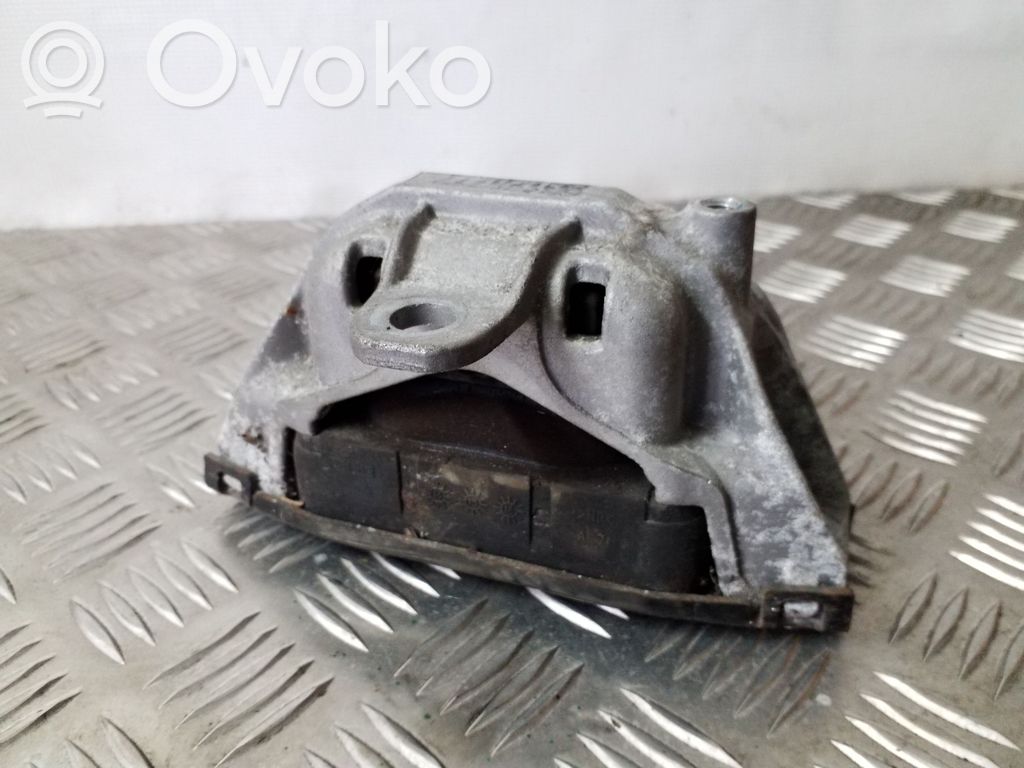 Opel Mokka Engine mount bracket 