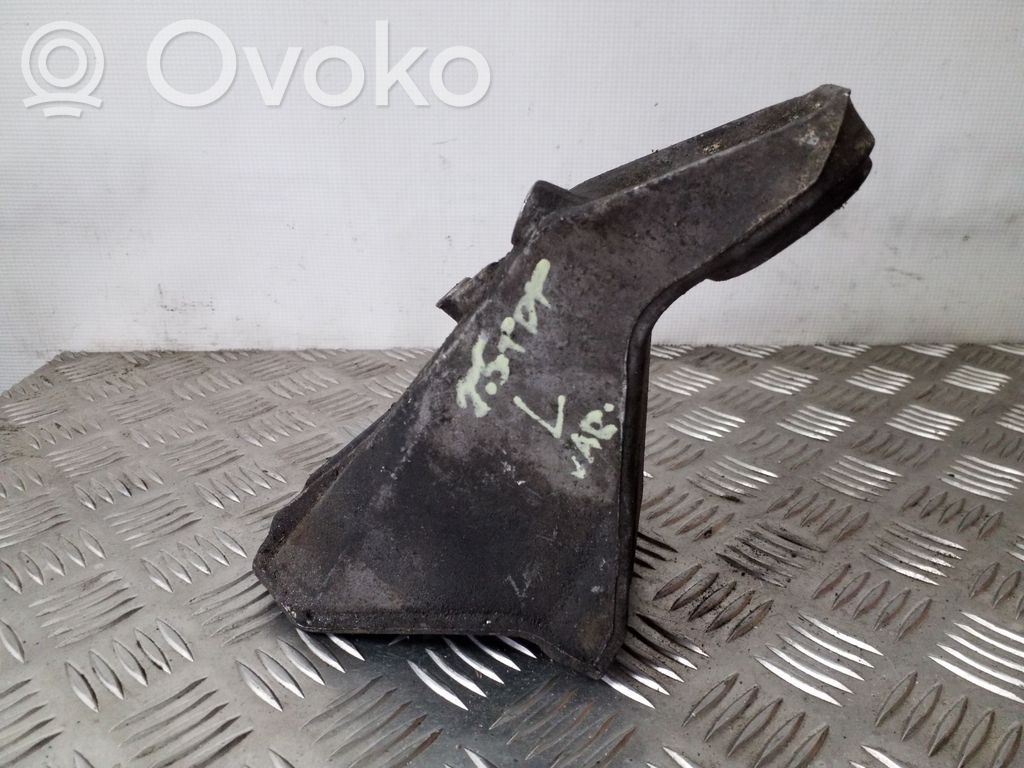 Audi A6 S6 C4 4A Engine mounting bracket 