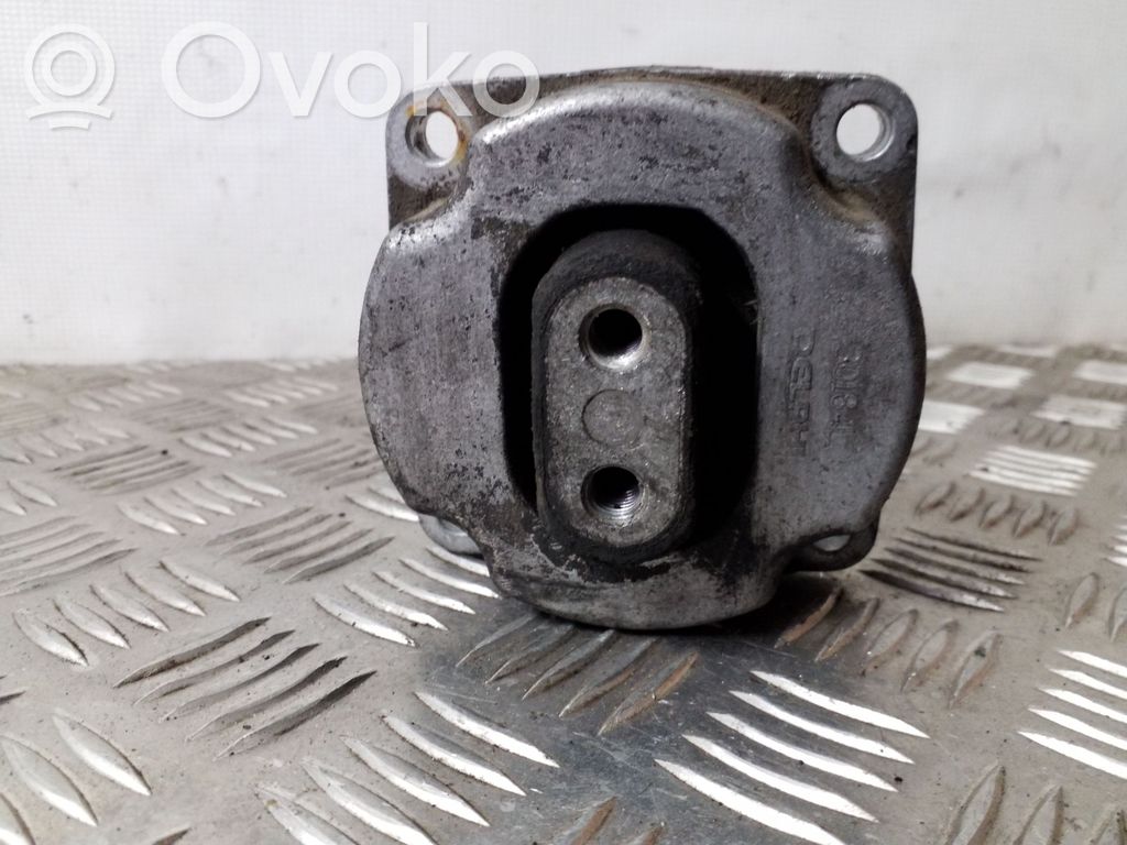Chrysler 300 - 300C Gearbox mount 