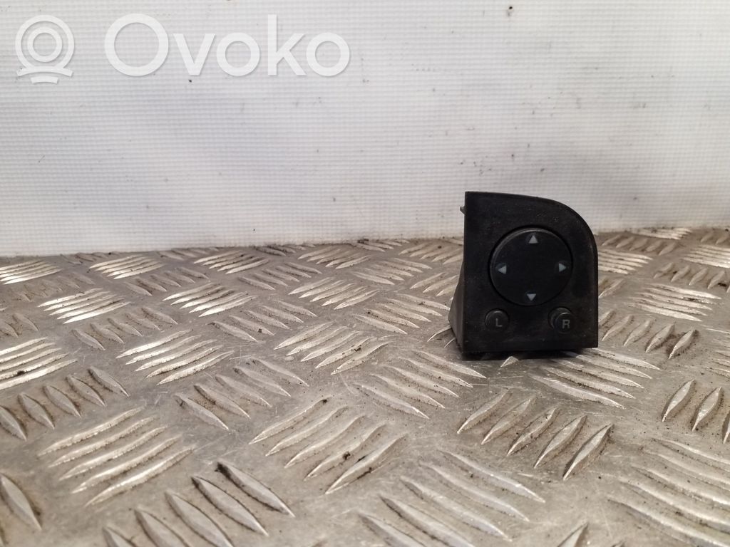 Audi 80 90 S2 B4 Wing mirror switch 