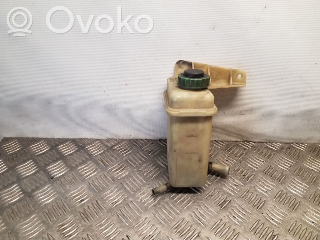 Audi 80 90 S2 B4 Ohjaustehostimen nestesäiliö 