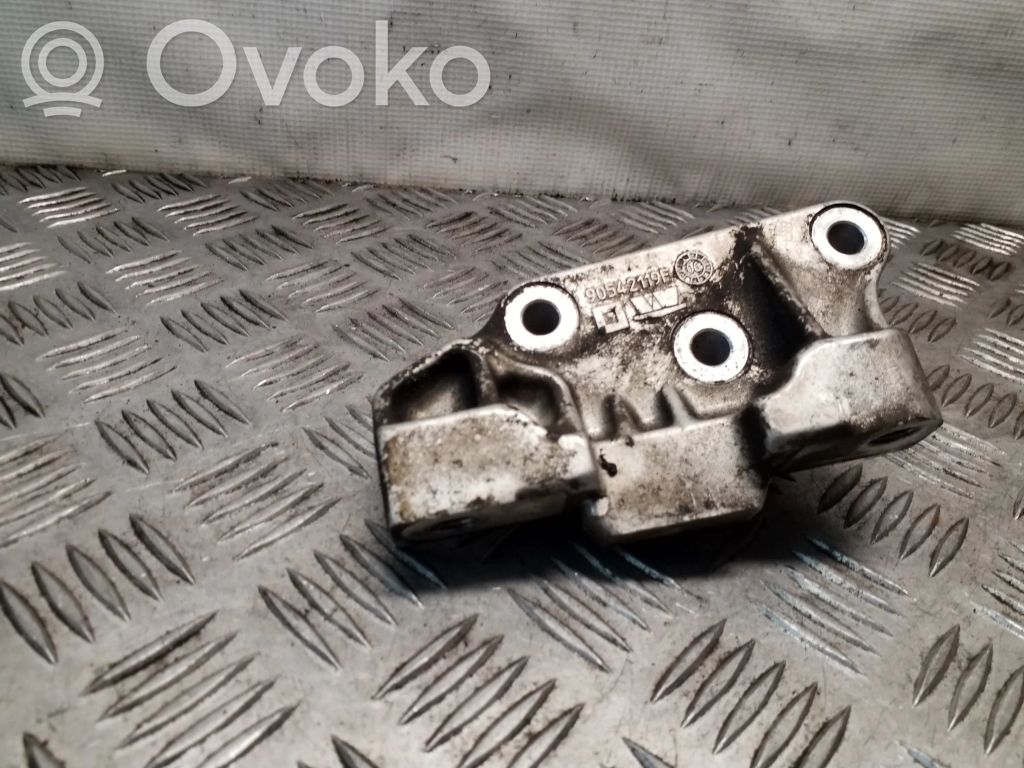 Chrysler Voyager Engine mounting bracket 
