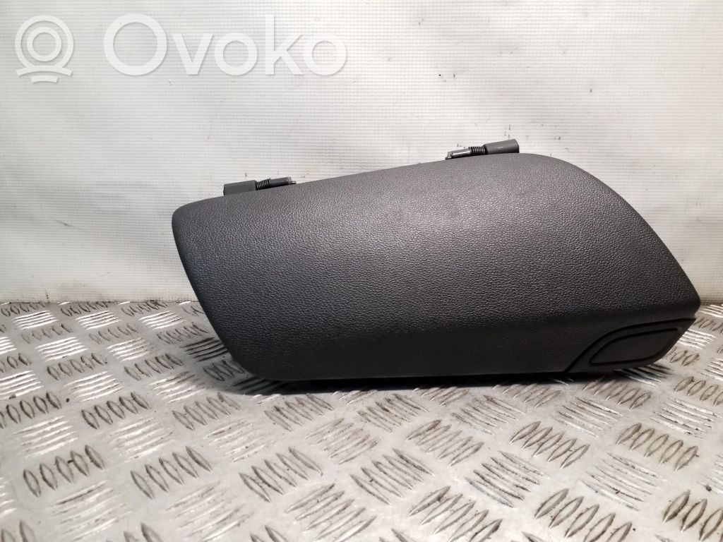 Opel Mokka Daiktadėžė 