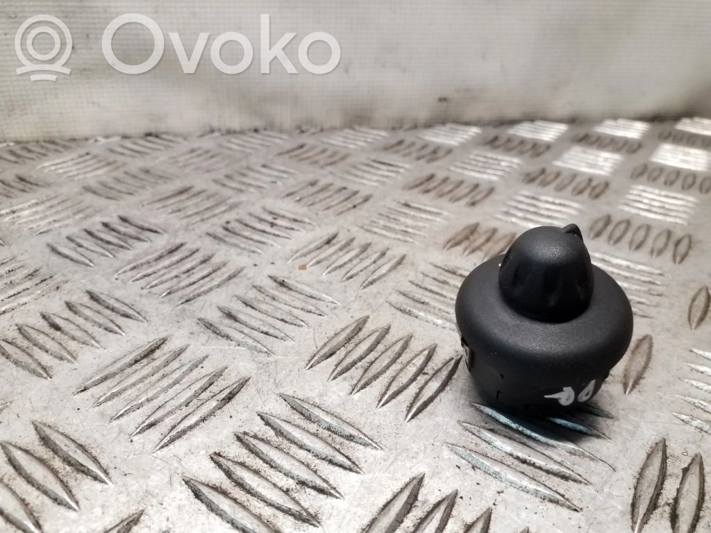 Mini One - Cooper R56 Wing mirror switch 