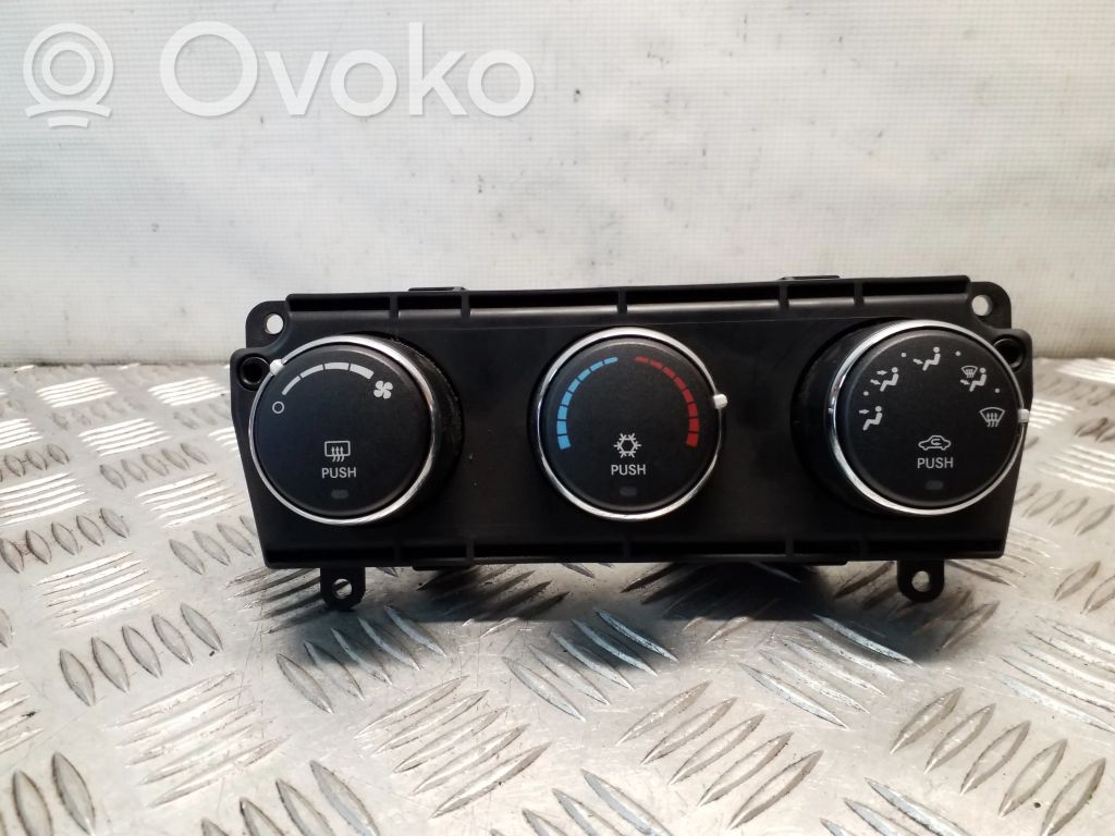 Dodge Nitro Climate control unit 