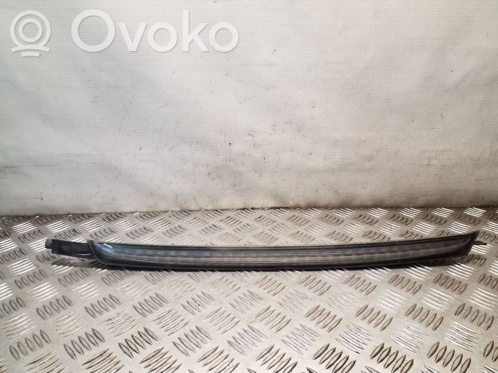 BMW 3 E46 Third/center stoplight 