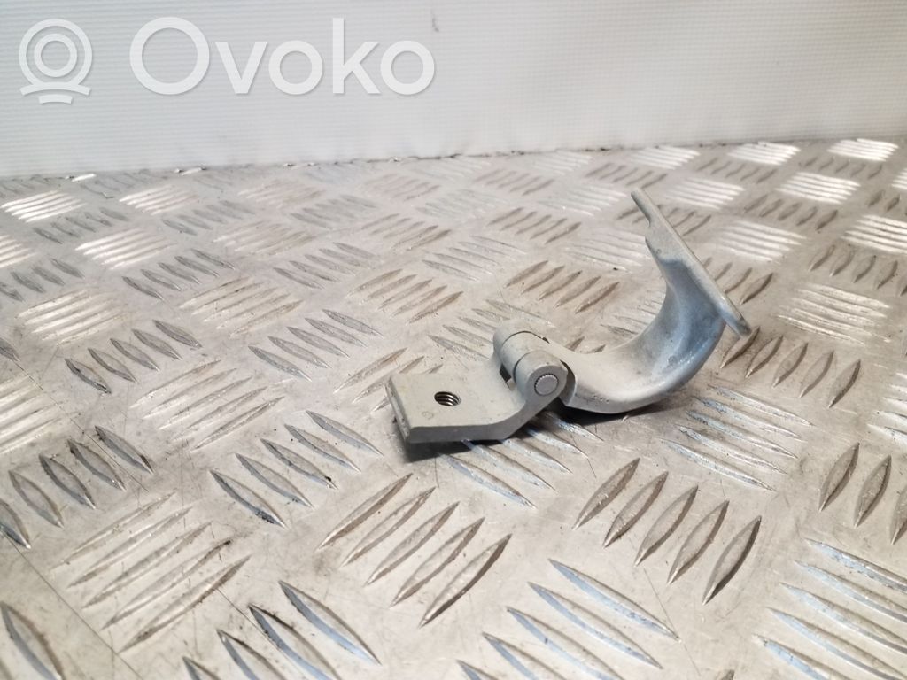 Skoda Octavia Mk3 (5E) Tailgate/trunk/boot hinge 
