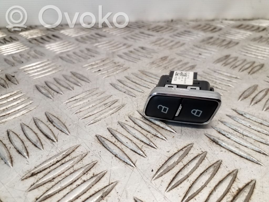 Ford Mondeo MK V Central locking switch button 