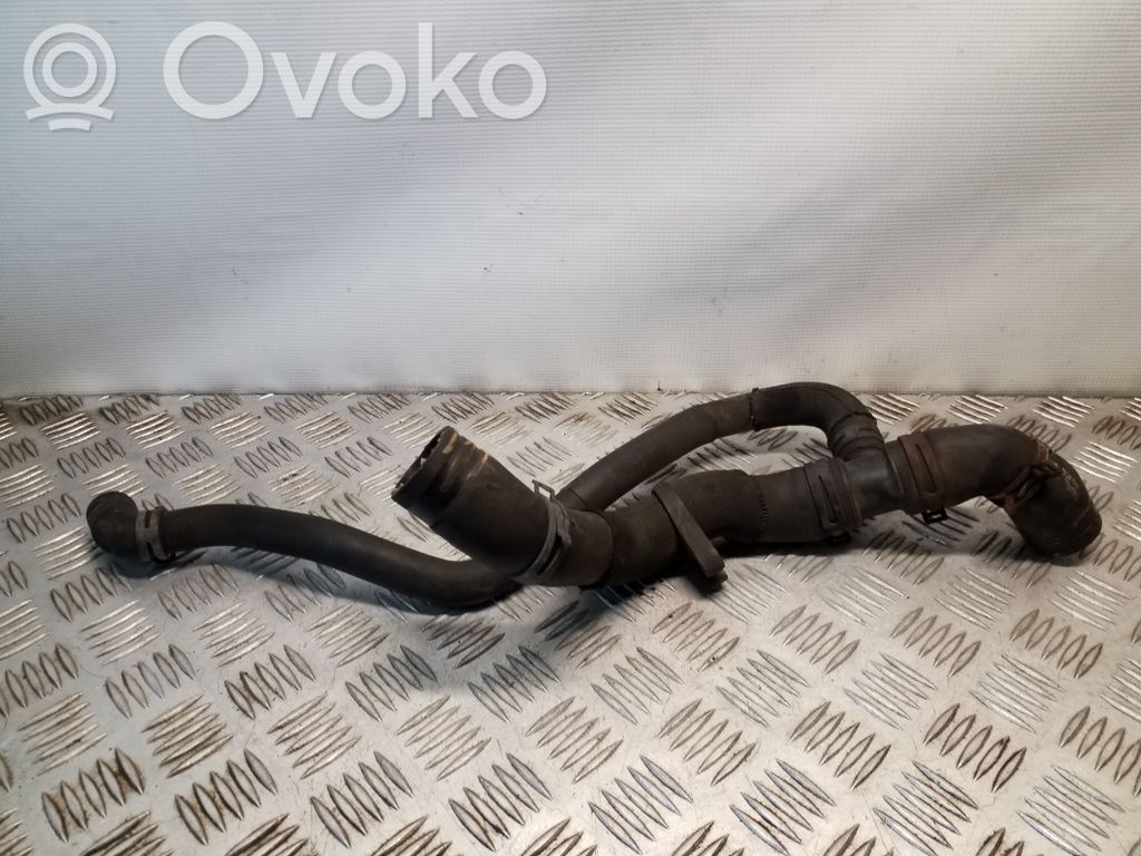 Audi A1 Engine coolant pipe/hose 
