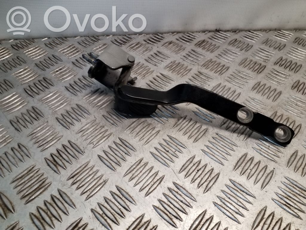 Audi A1 Tailgate/trunk/boot hinge 