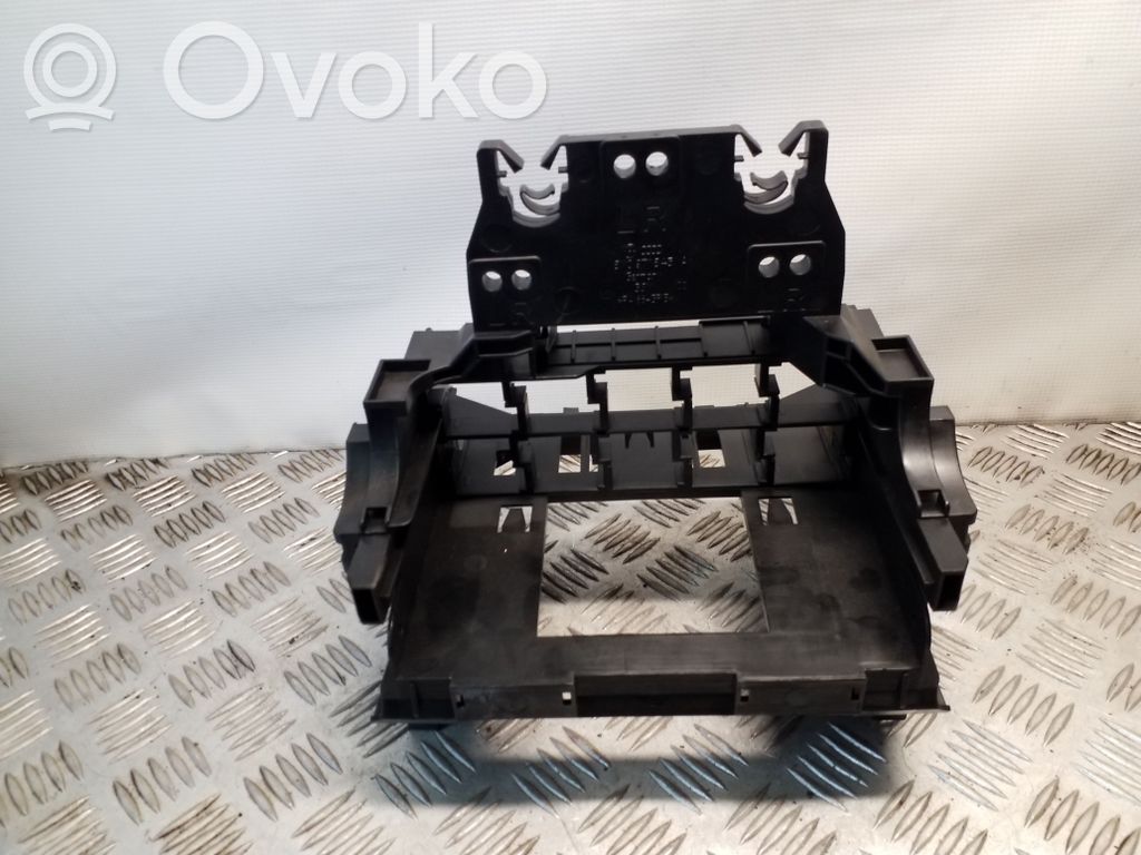 Audi A1 Fuse module 