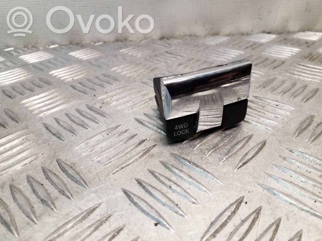Jeep Patriot Differential lock switch 