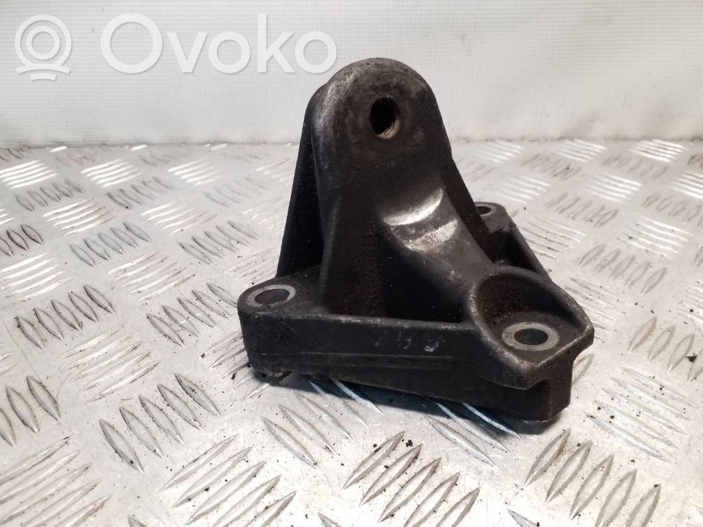 Renault Trafic II (X83) Engine mounting bracket 