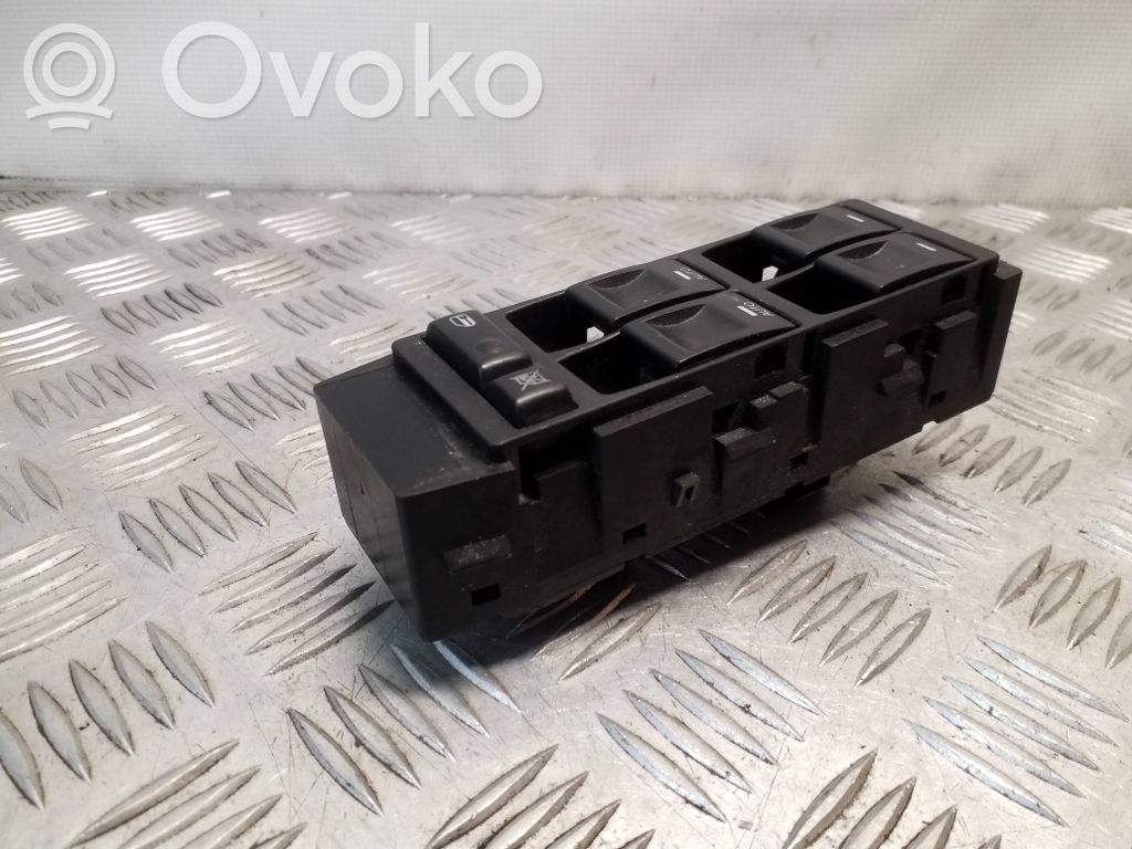 Jeep Grand Cherokee (WK) Electric window control switch 