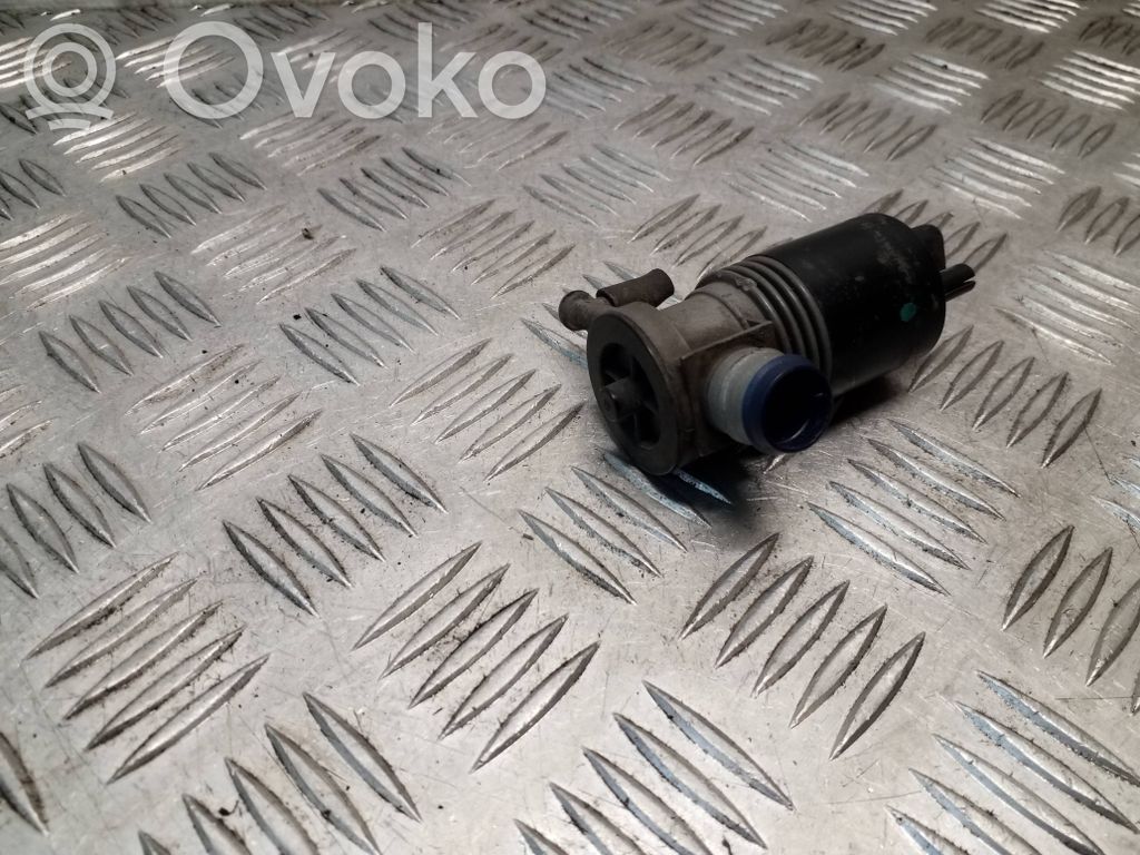 Renault Trafic III (X82) Windscreen/windshield washer pump 