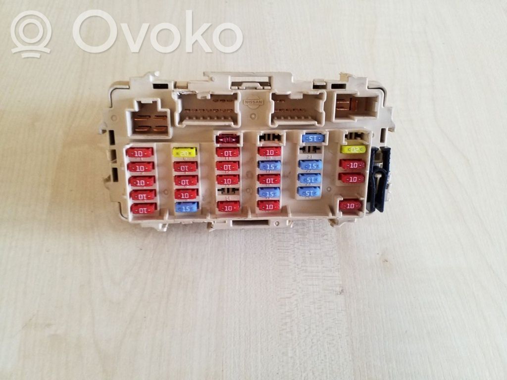 Nissan X-Trail T30 Fuse module 