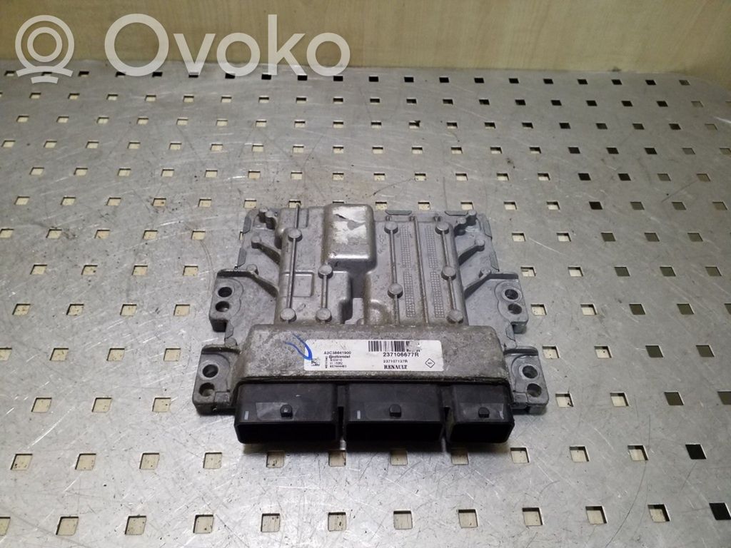 Renault Kadjar Engine control unit/module 