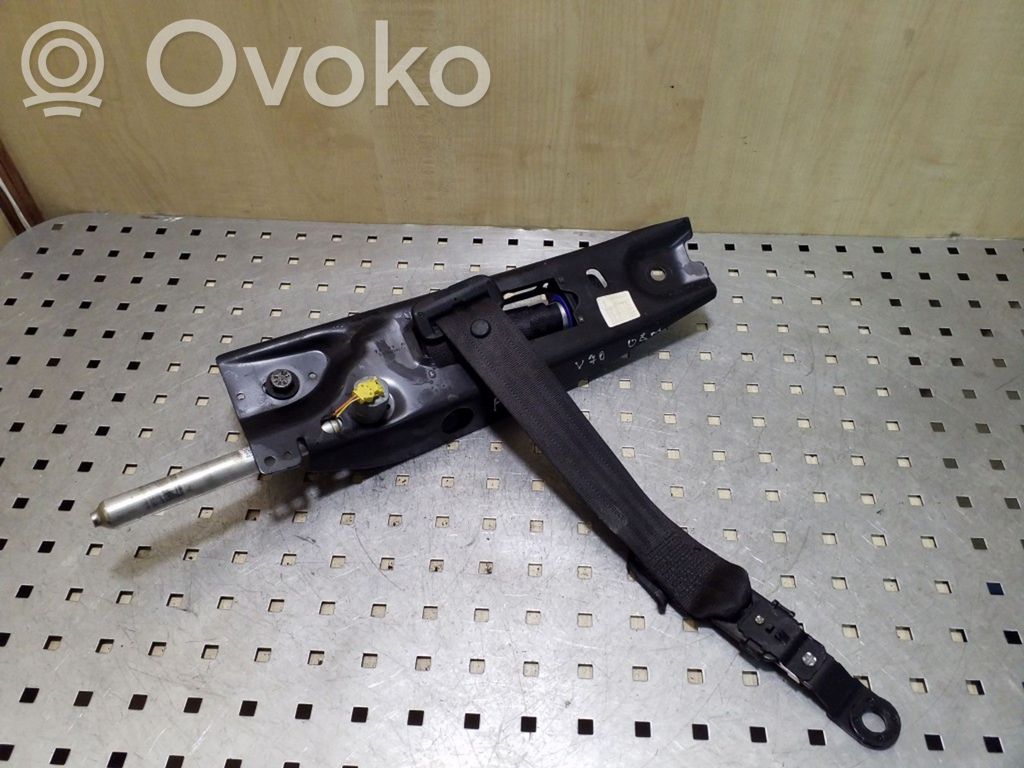 Volvo V70 Cinturón delantero 