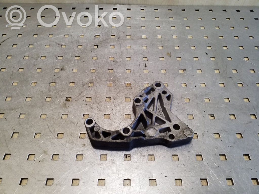 BMW 3 E46 Power steering pump mounting bracket 
