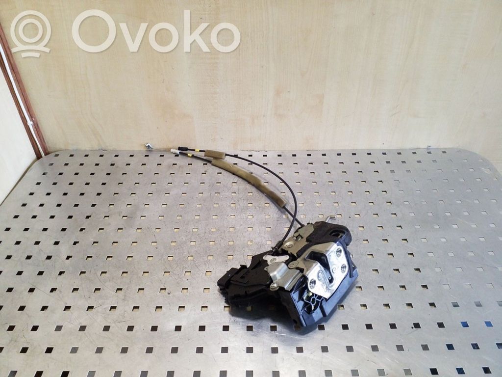 Front door lock   B92B94R2