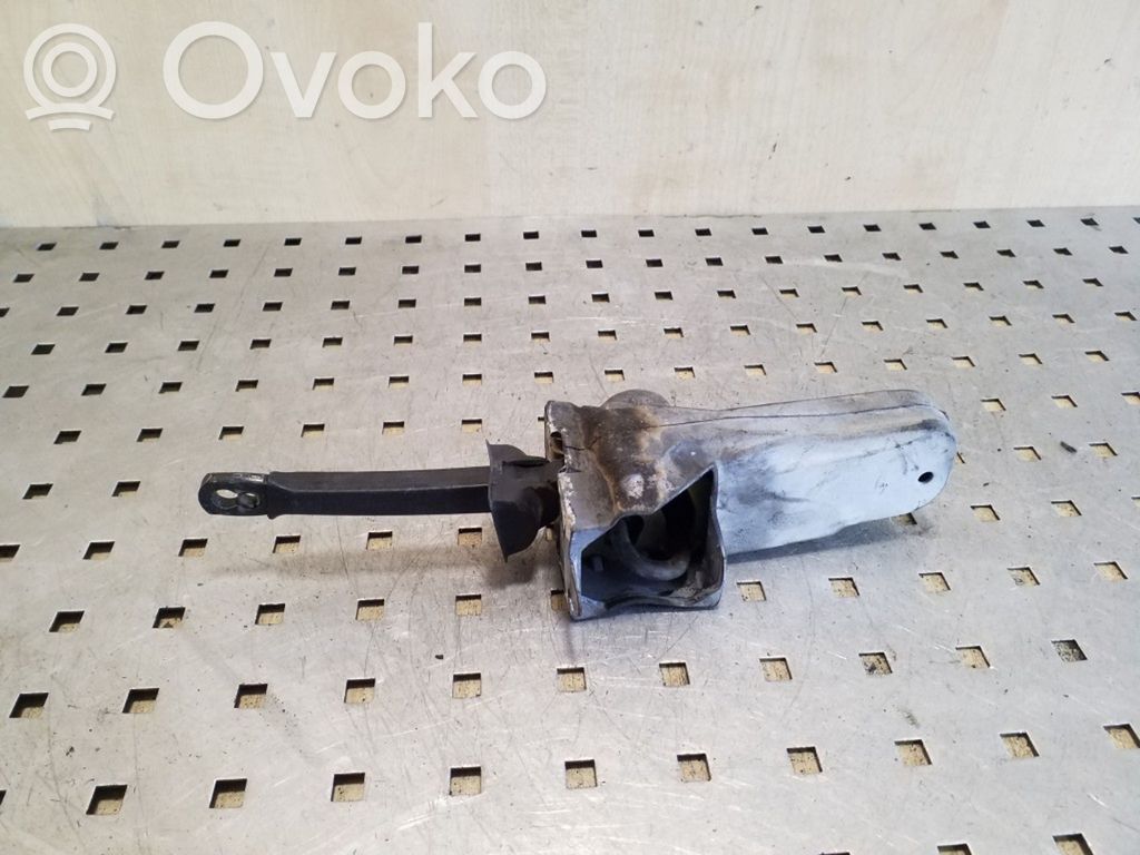 BMW 5 E39 Takaoven pidätin 