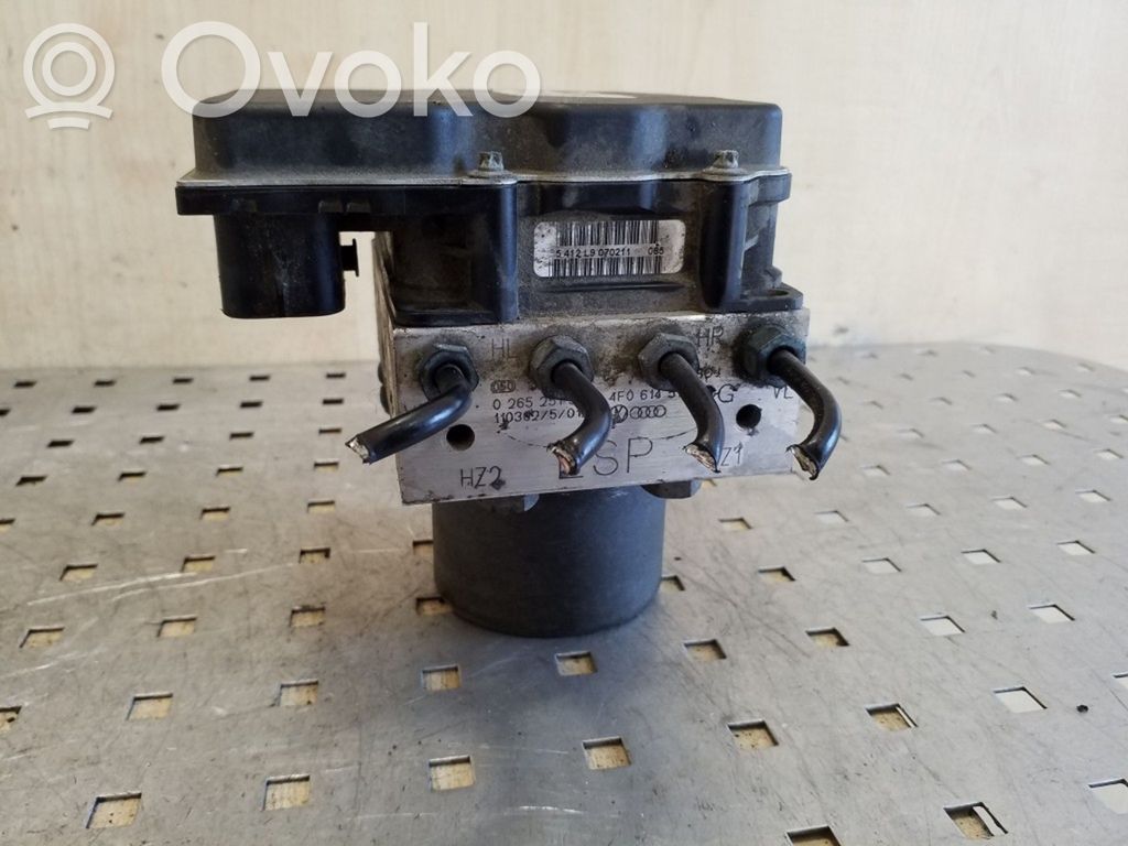 Audi A6 S6 C6 4F ABS bloks 