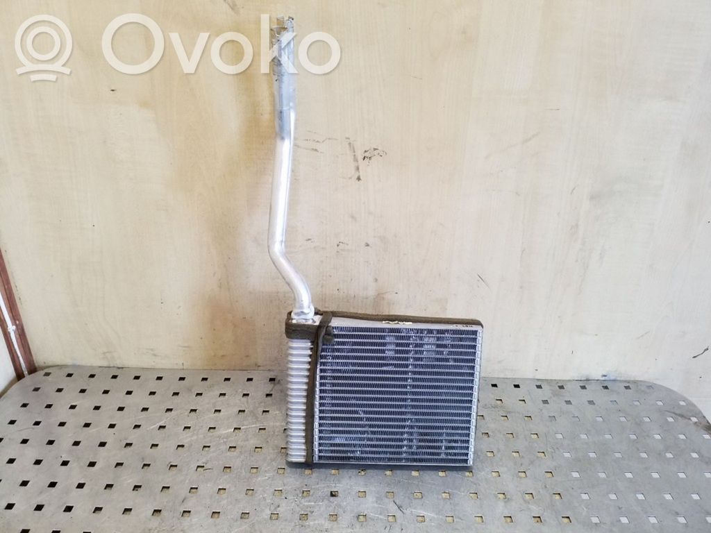 Volvo V50 Pečiuko radiatorius 