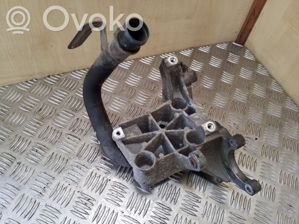 Audi A8 S8 D3 4E Power steering pump mounting bracket 