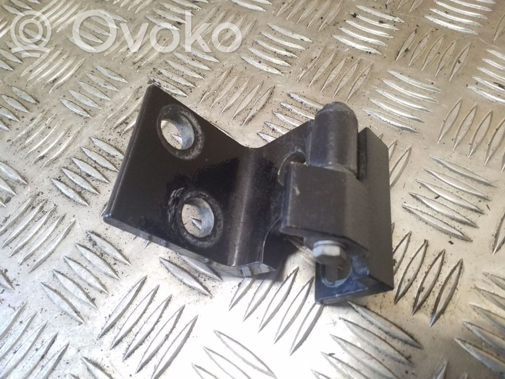 BMW X5 E53 Rear door lower hinge 