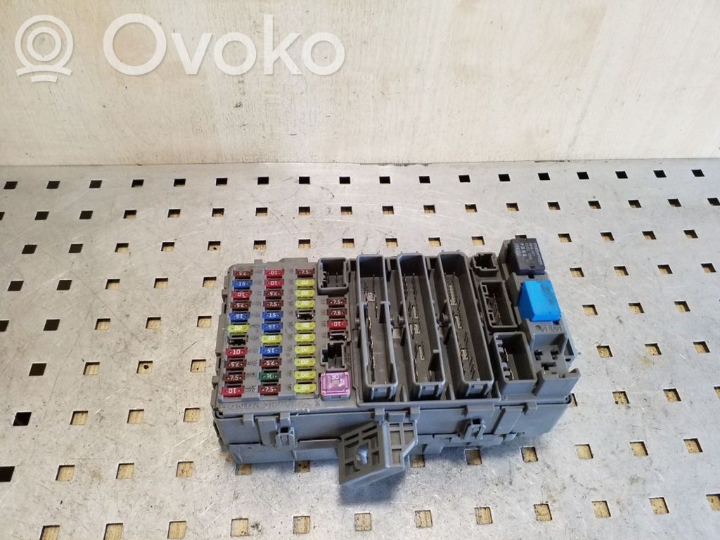 Honda CR-V Fuse module 
