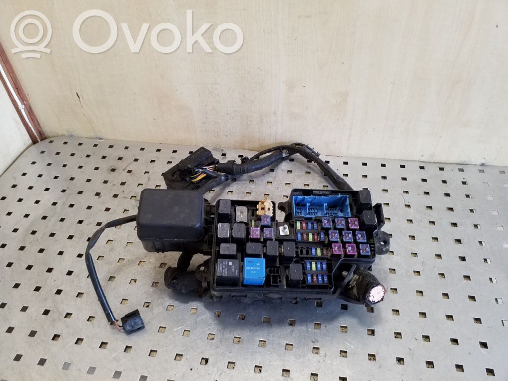 Mazda 3 II Drošinātāju kaste (komplekts) 